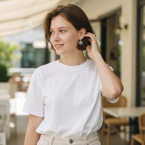 Vintage 2-Dimensional Enamel Flower Black and White Earlobe Dangle Earrings